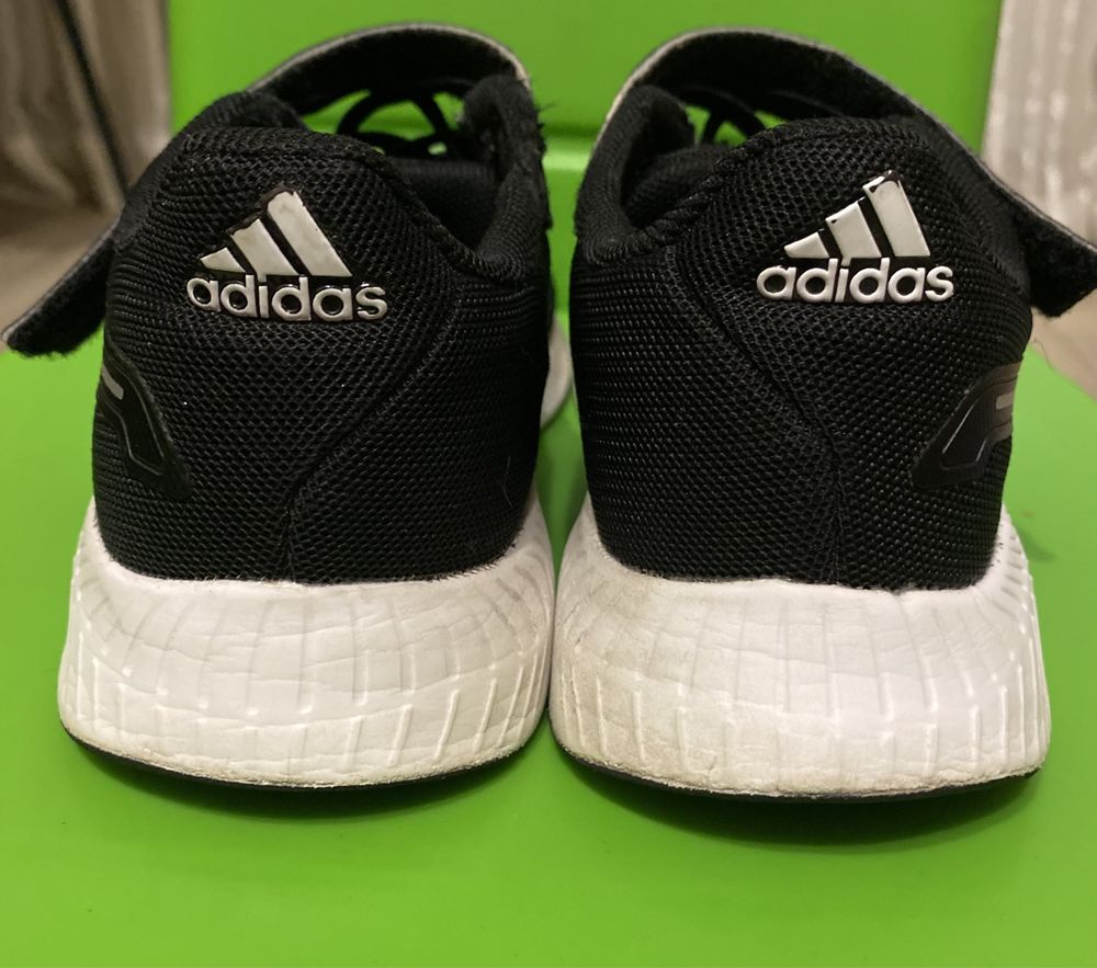 Кросівки дитячі adidas