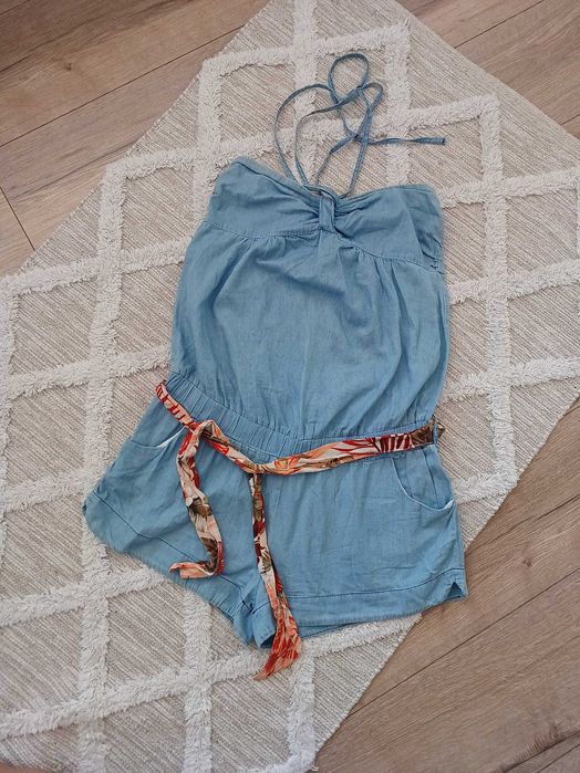 Stradivarius dżinsowy kombinezon na lato r.M jeansowy, shorty