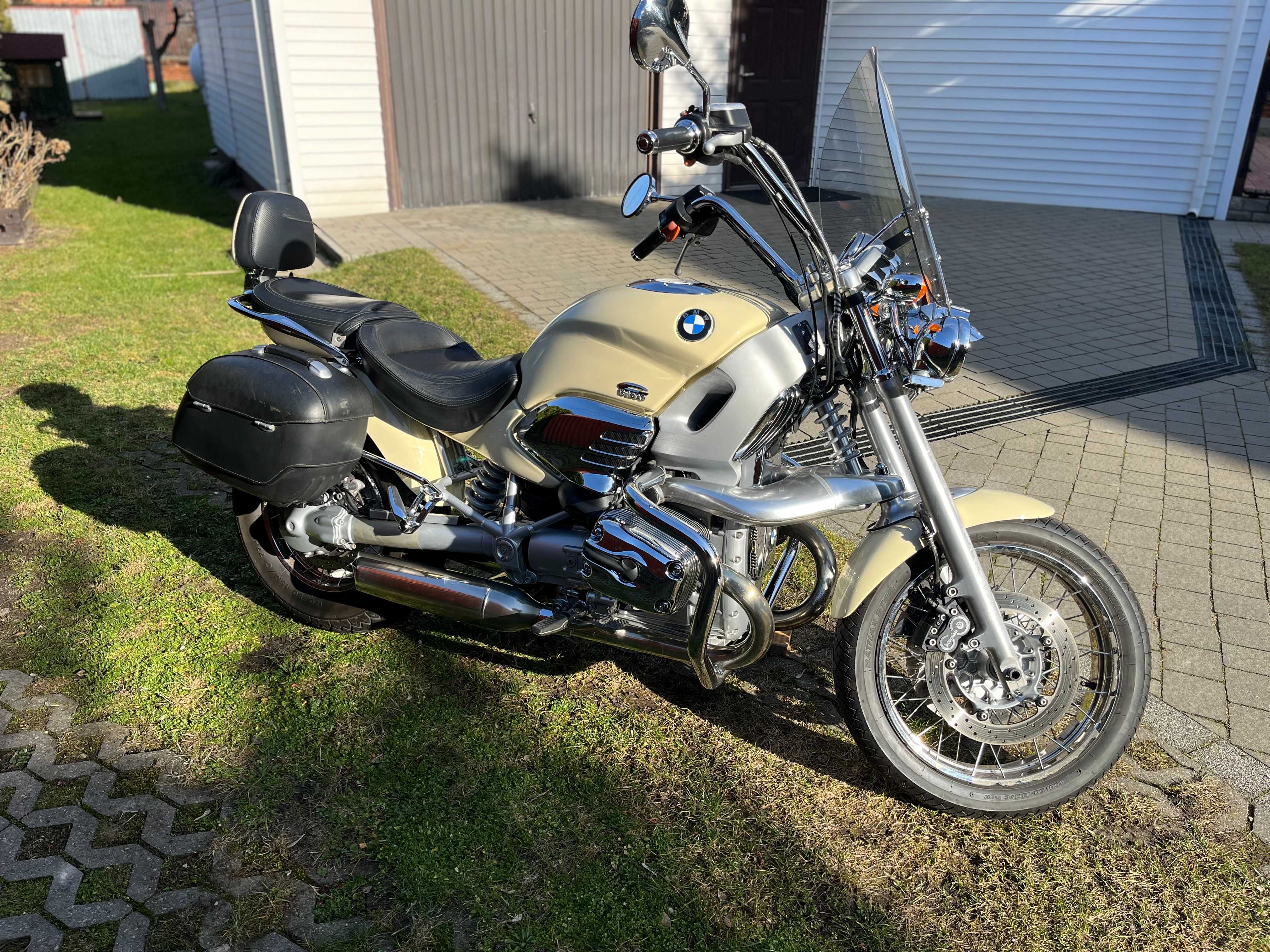 BMW R1200C - Bond