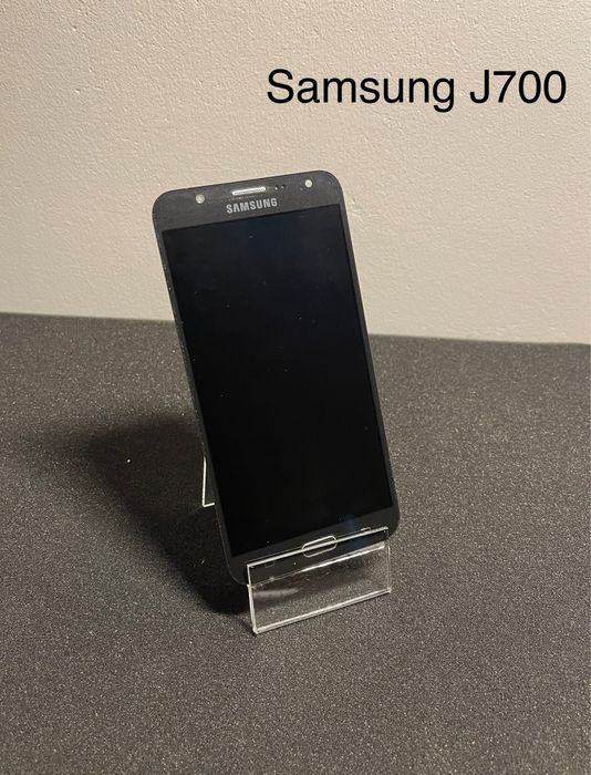 Дисплей Samsung J700