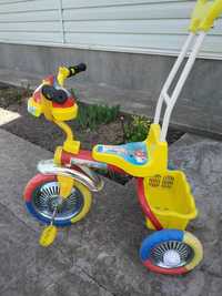 Дитячий триколісній велосипед