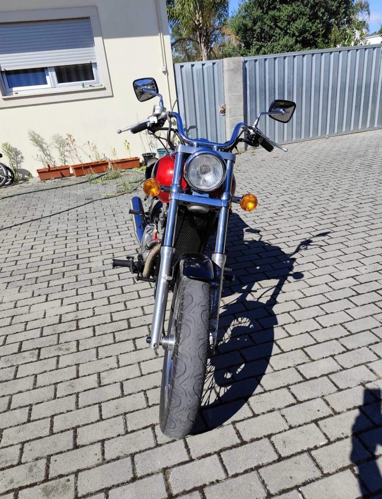 Kawasaki Vulcan EN 500 Troco por moto trail ou jipe.