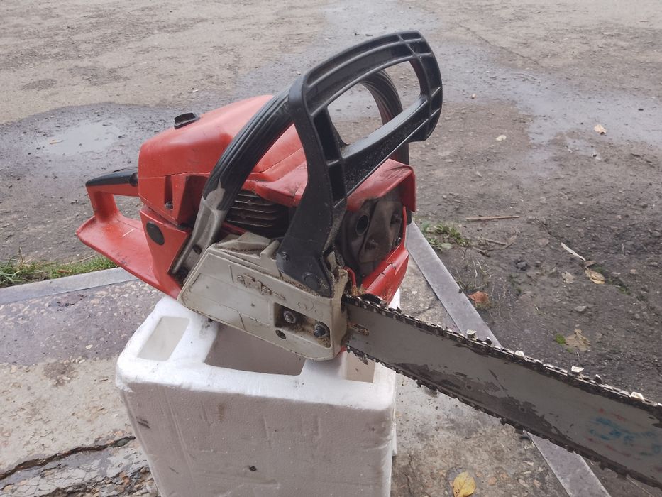 Продам бензопилу GoodLuck 4500