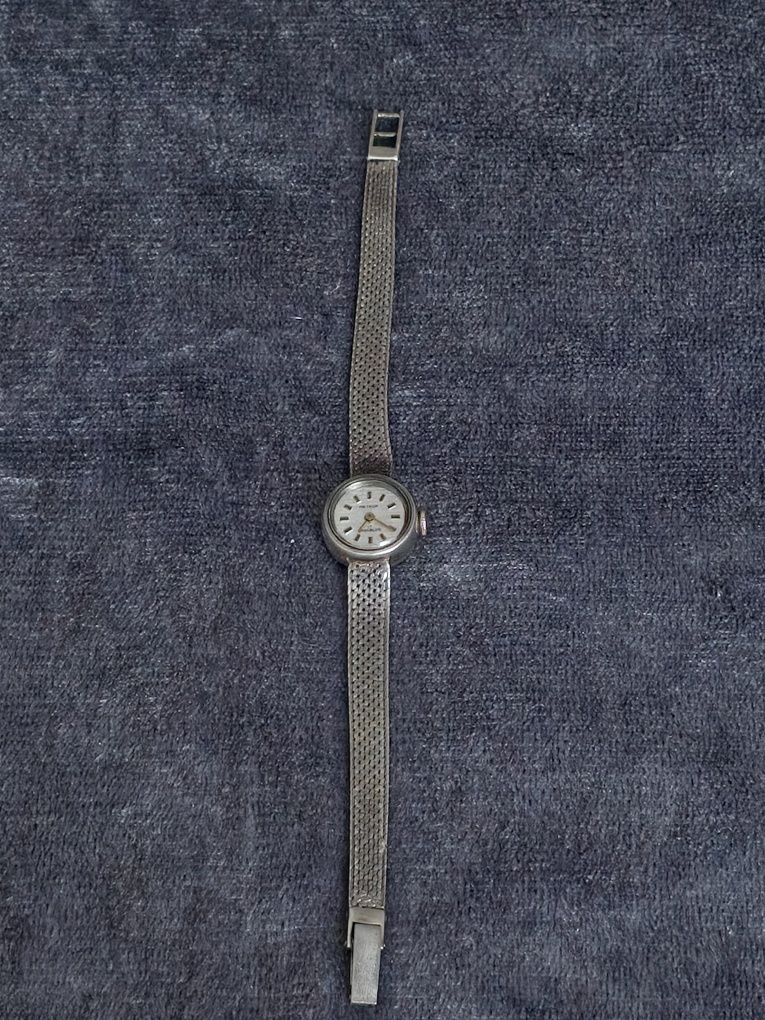 Srebro 800 Sprawny zegarek Meteor produkcja USSR
srebrny próba 800
17