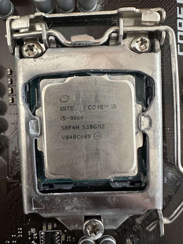 Zestaw Msi z390-a pro + i5 9600