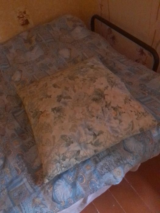 Подушка 60*60см .