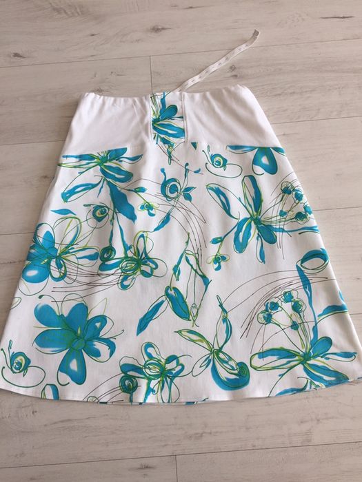 Spódnica ciążowa na lato w kwiaty rozmiar M jak nowa