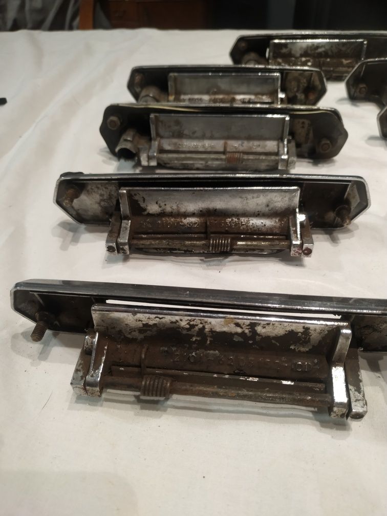 Klamki drzwi Fiat 125p 9 sztuk