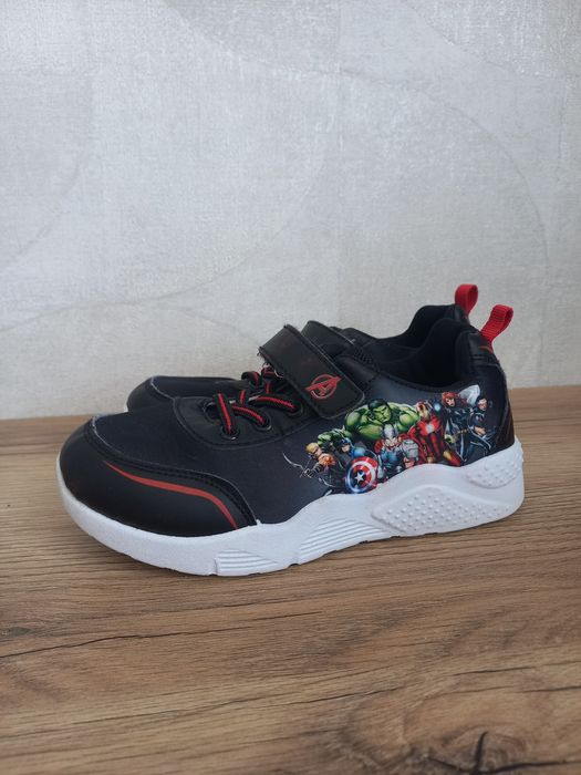 Кросівки скпергерої Marvel 35р.