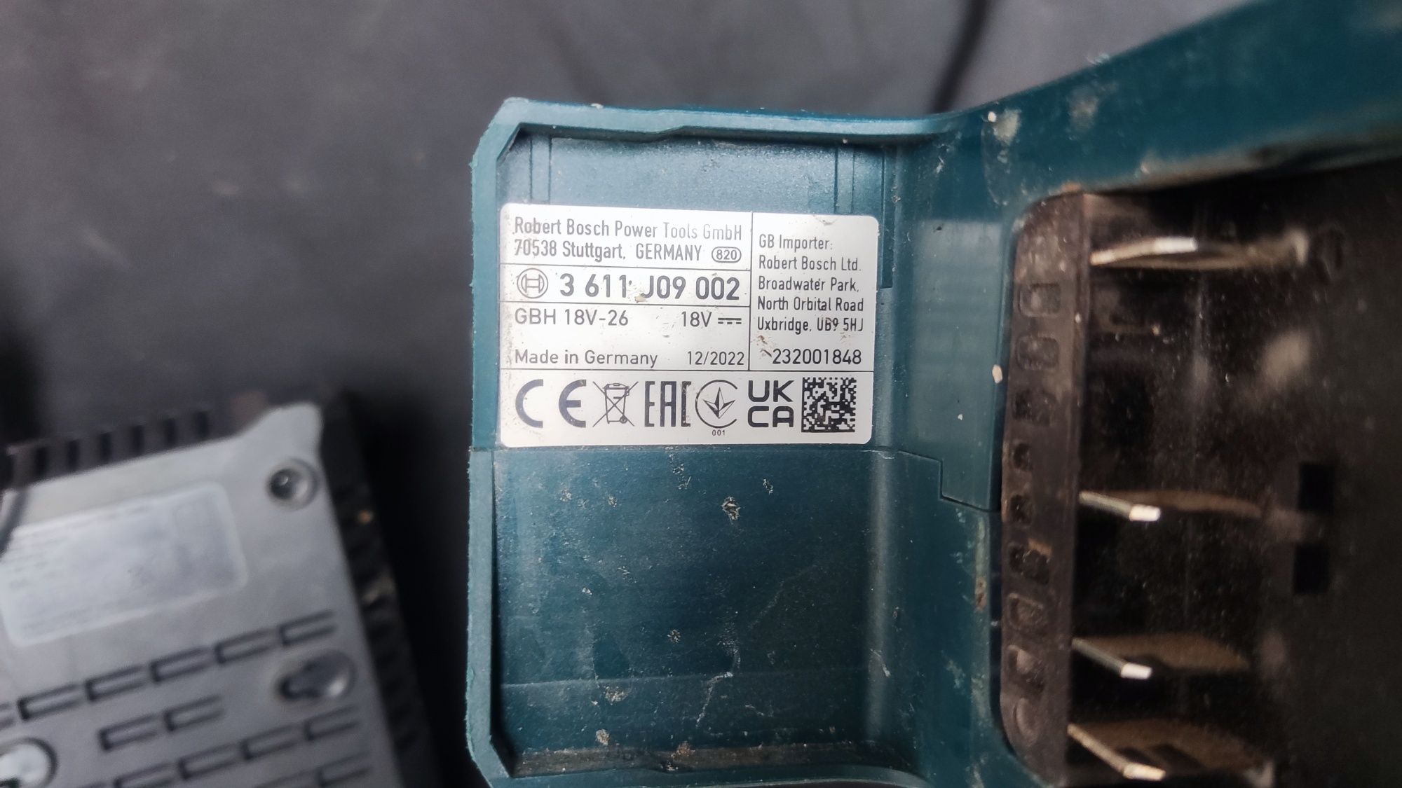 Młotowiertarka, młot udarowy BOSCH GBH 18-26 z aku i ładowarką