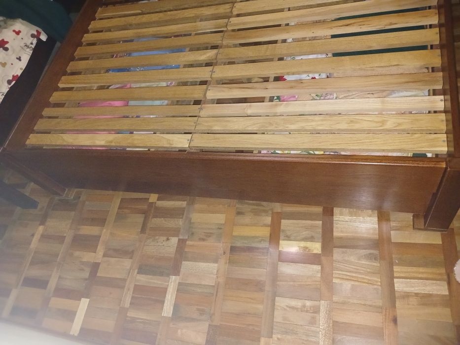 Деревяне ліжко з дуба 160/200