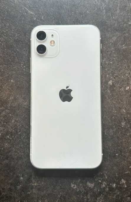 Iphone 11 bateria 77%