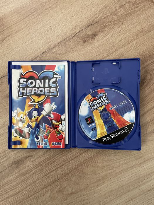 Jogo Sonic Heroes Playstation 2 (CIB)