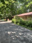 Голосіівський парк. Продаж будівлі, 100 квт електроенергіі.