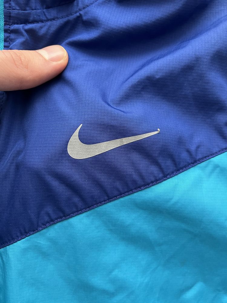 Kurtka Nike damska wiatrówka