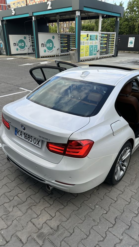 Bmw F30 335 комплектація Luxury