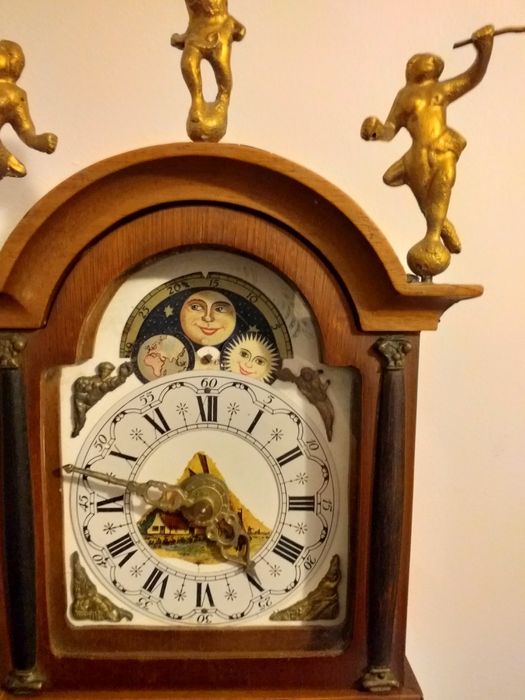 Zegar z fazami ksiezyca