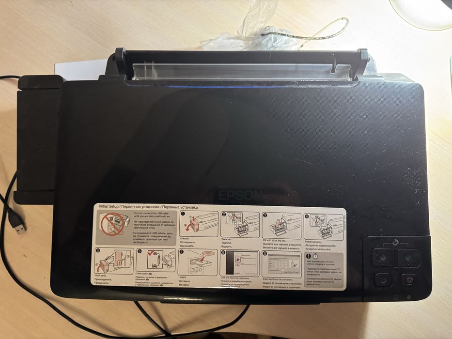 Принтер Epson L200 (частично рабочее состояние)