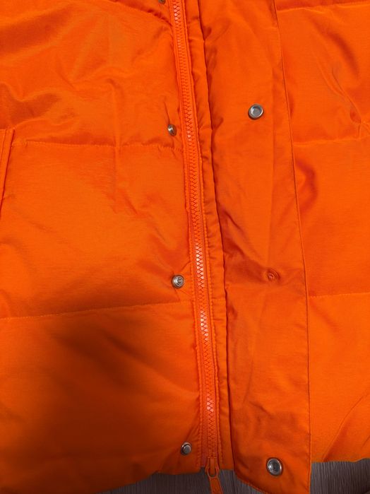 Зимова тепла жилетка adidas оригінал нова з біркою ,розмір Л . Унісекс