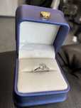 Pierścionek zaręczynowy Moissanite 1ct z certyfikatem GRA