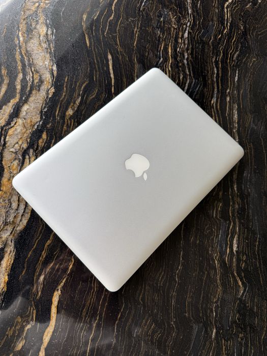 MacBook Pro 13.3” - Mid 2012