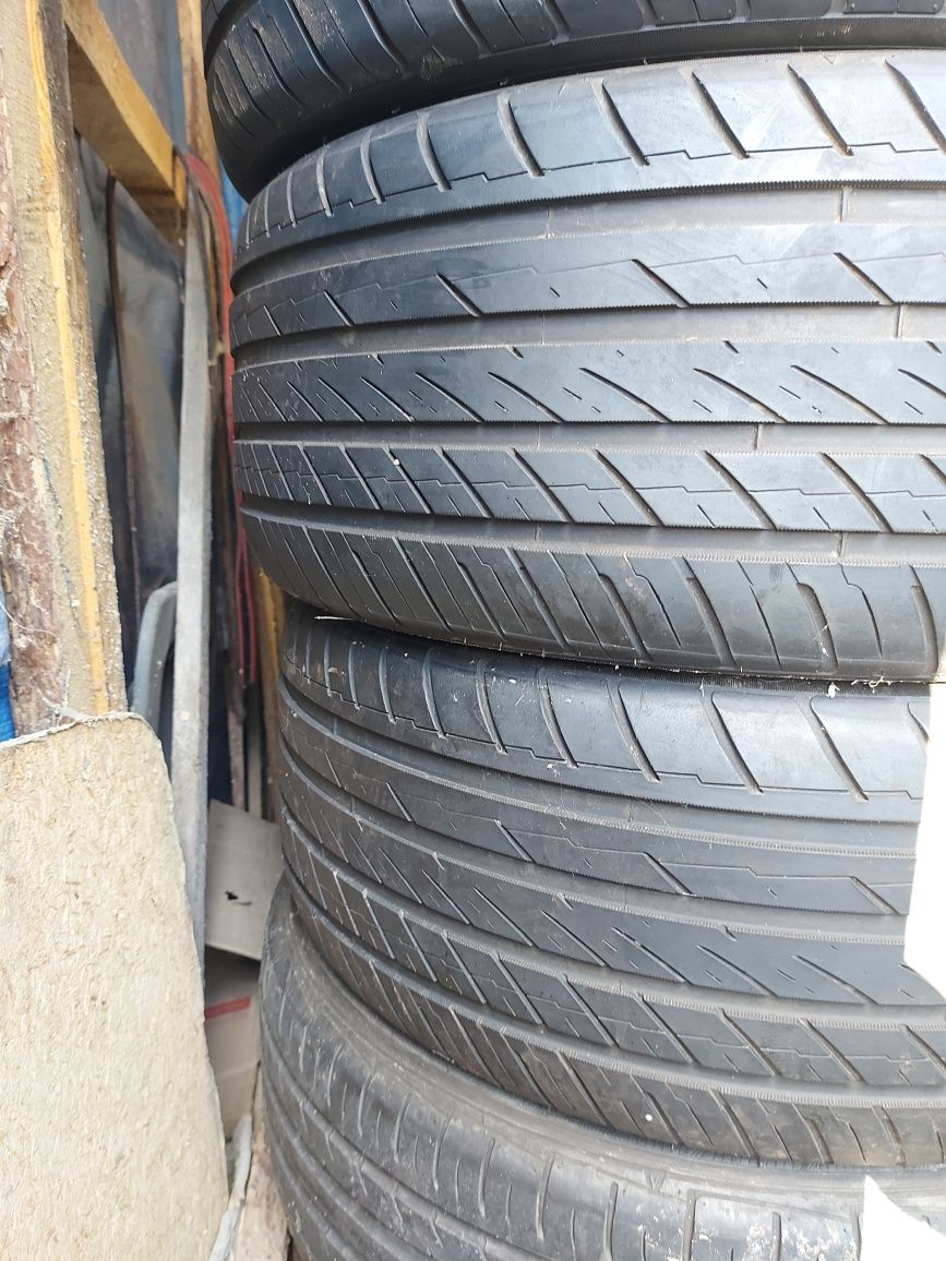 225/35 R19 88W XL  Ovation комплект літніх шин 4шт 19року.