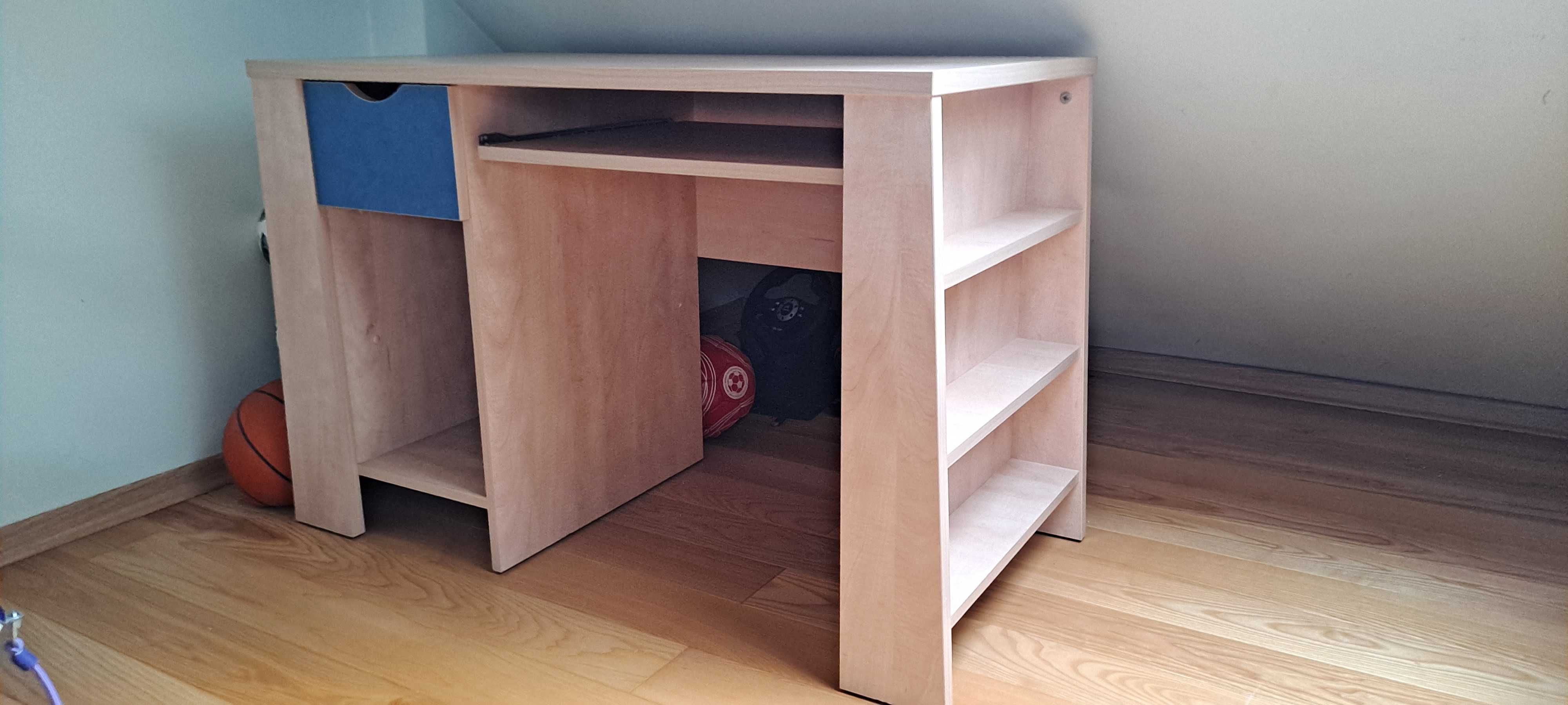Komplet mebli do pokoju dziecka