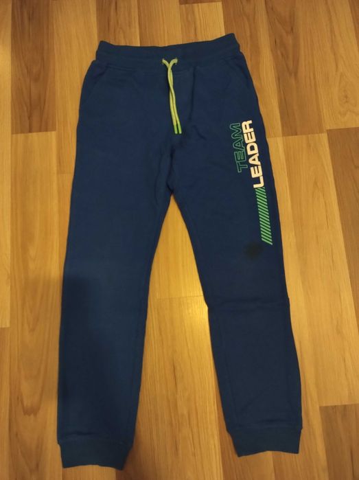 Spodnie chłopięce dresowe 3sztuki 152-158