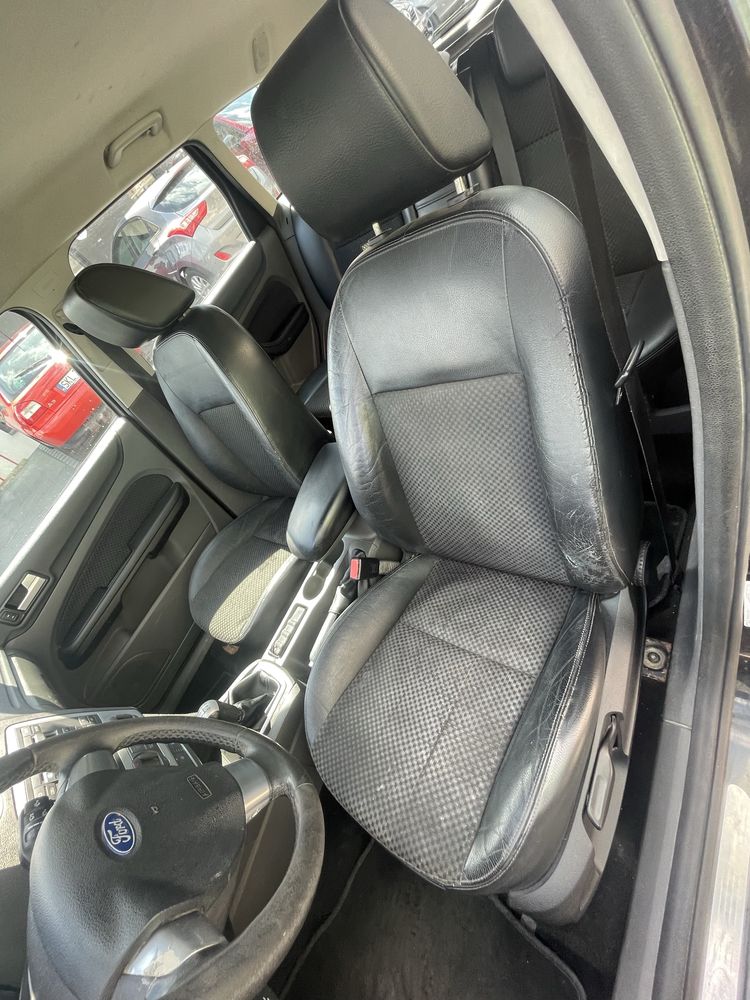 Ford Focus II Lift 2.0 Benzyna + GAZ, Klimatronic, Podgrzewane Fotele!