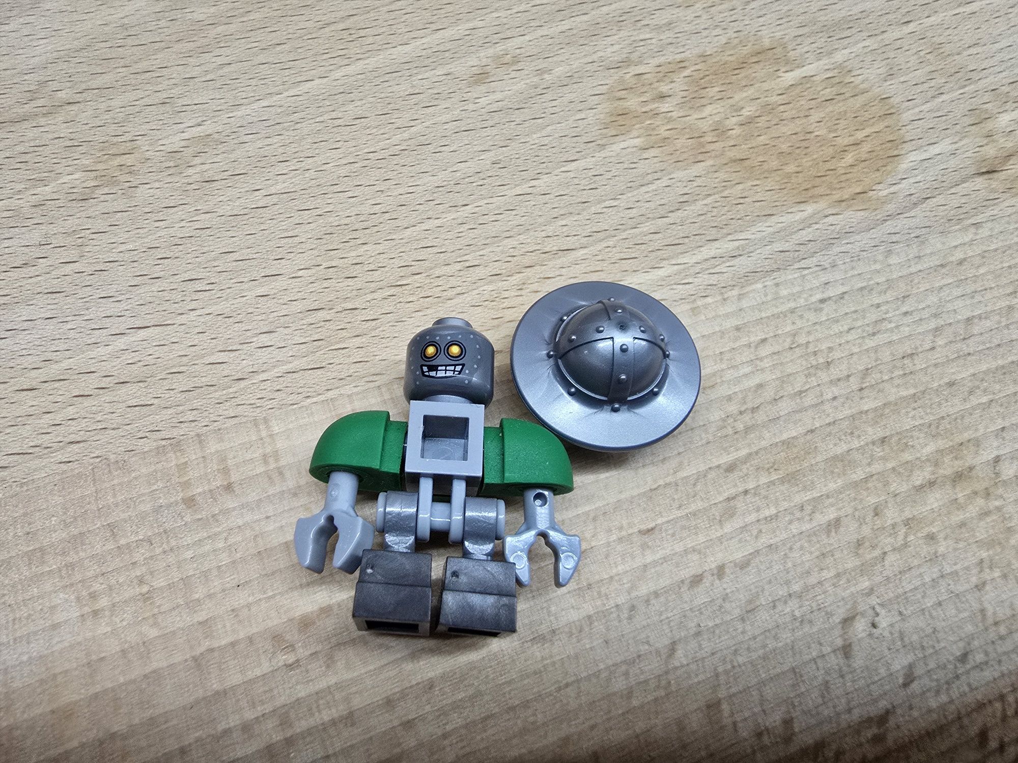 Lego minifigurka NEX029 - Aaron Bot