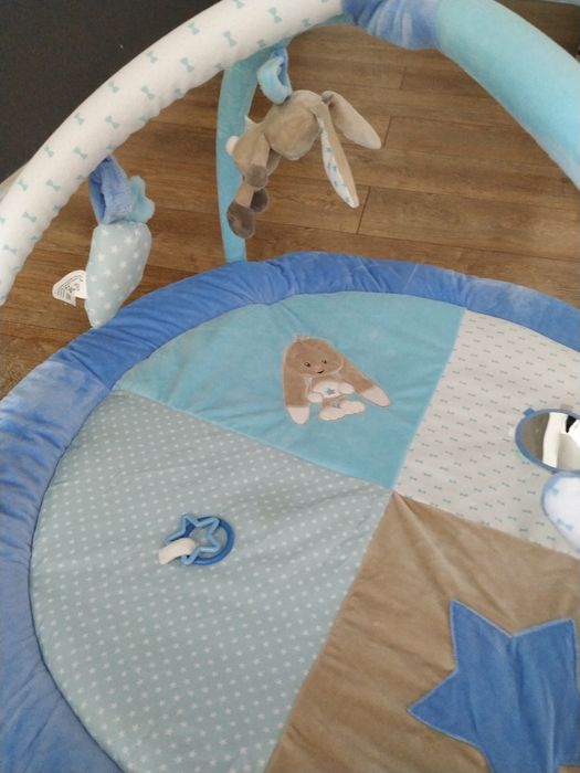 Nowa mata edukacyjna dla niemowlaka