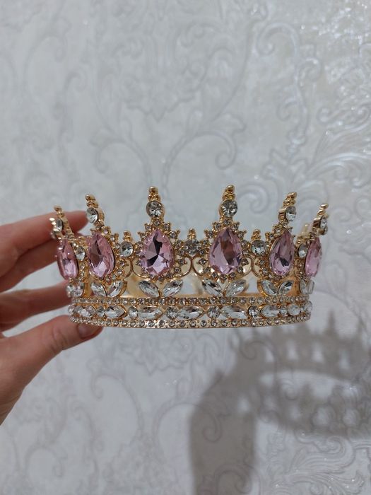 Корона  для торта