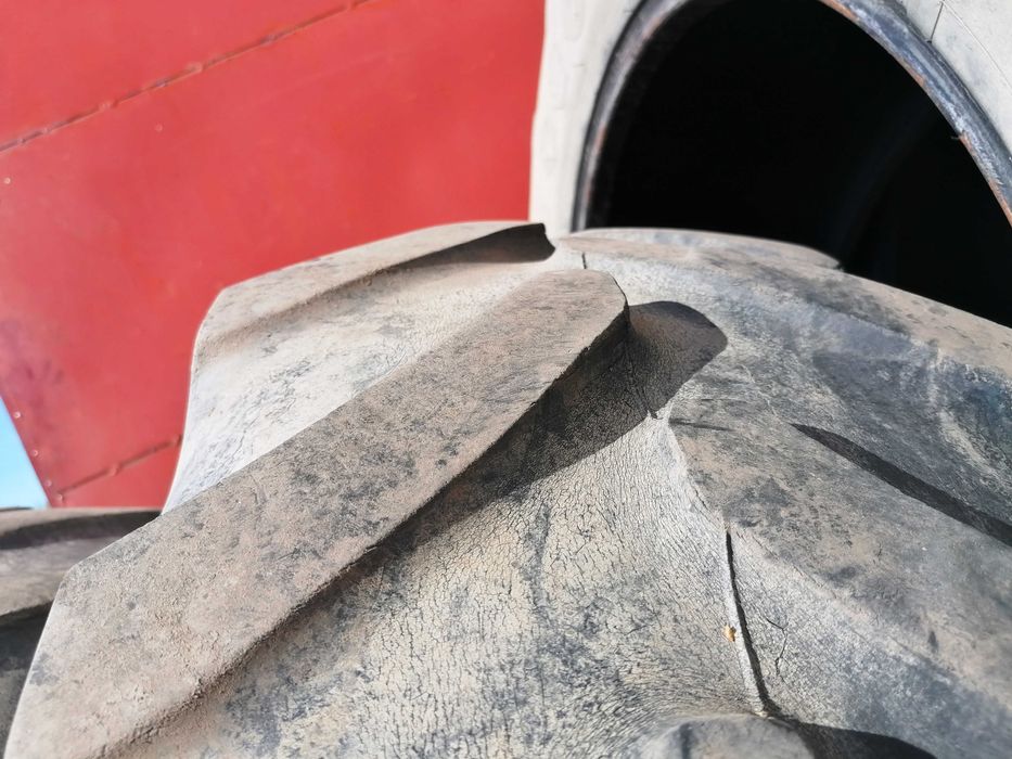 opony Firestone Performer 85 340/85R24 oraz 420/85/R34