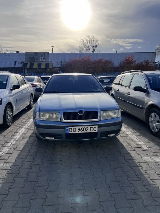 Skoda octavia tour 1.6 газ/бенз
