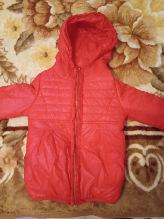 Демисезонная куртка для девочки 4-6 лет,рост-116,100 грн без ОЛХ-дост