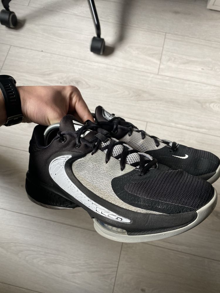 Buty sportowe do koszykowki nike freak 4 czarne