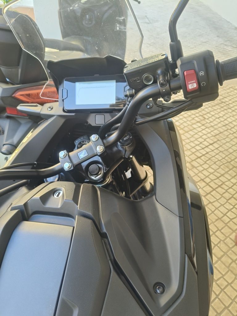 Honda NC750X apenas 2300km