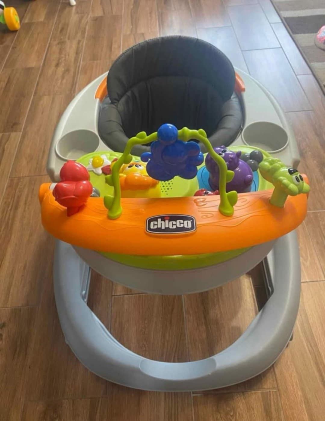 Chodzik dziecięcy chicco