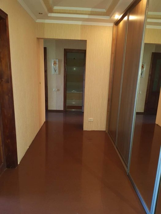 Довгострокова оренда квартири/кімнати!