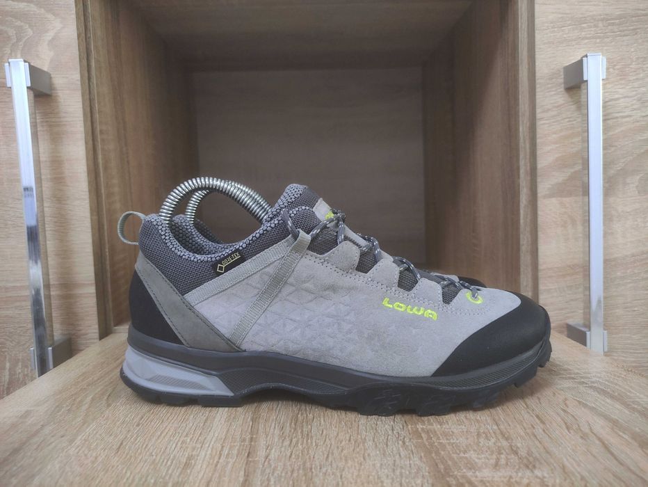 Lowa SASSA GTX / Gore Tex / термо кросівки / кроссовки / 38 - 39