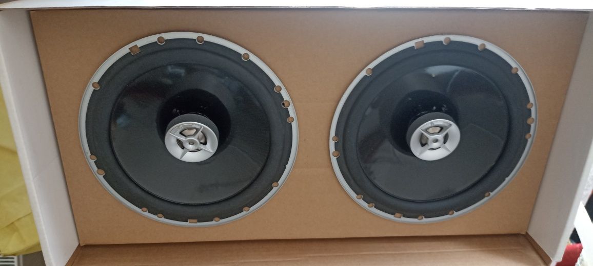 Głośniki JBL GTO 6527 rozmiar 16.5cm