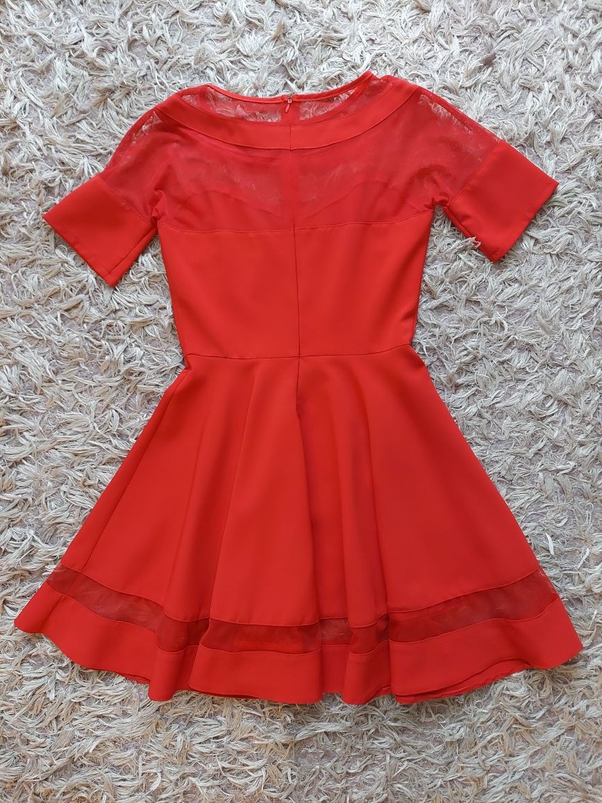 Czerwona sukienka Marelina