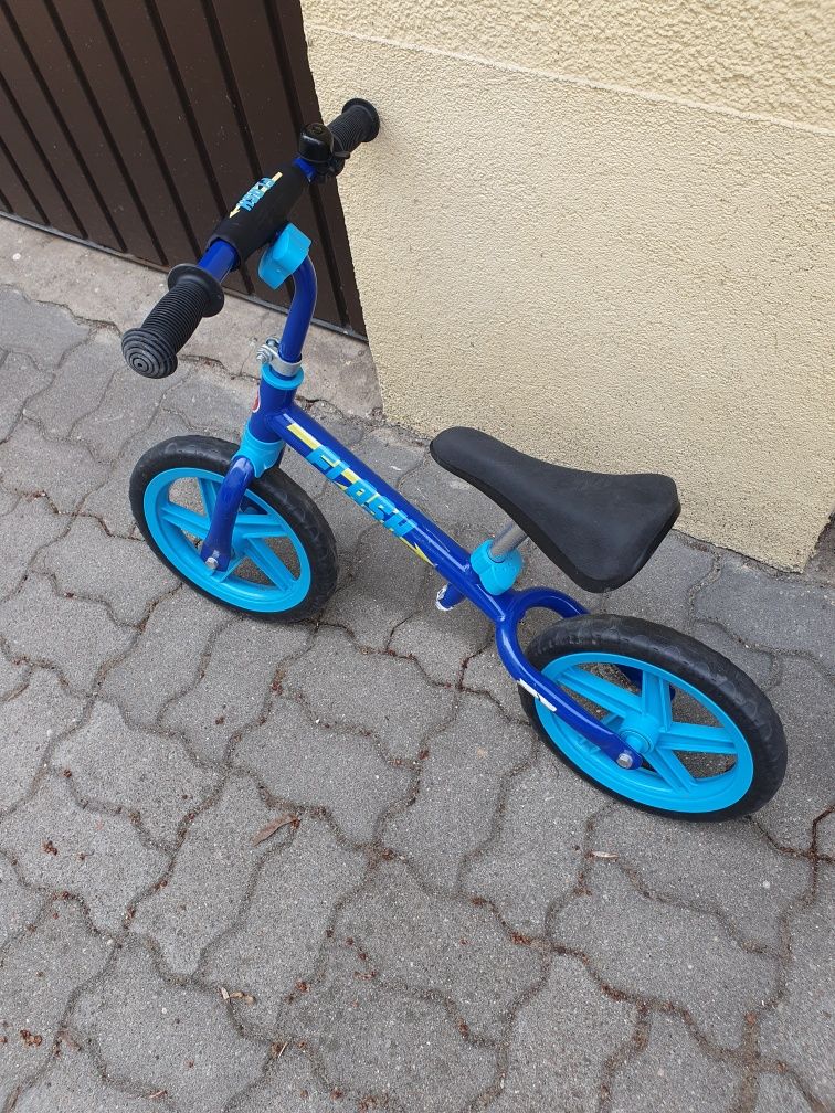 Rowerek biegowy Kindercraft w dobrym stanie