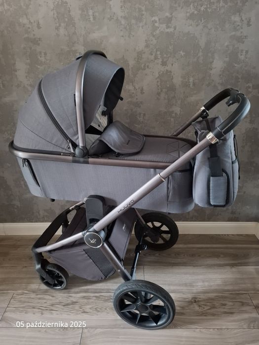 Wózek Muuvo SE Diamond Graphite wielofunkcyjny gondola i spacerówka