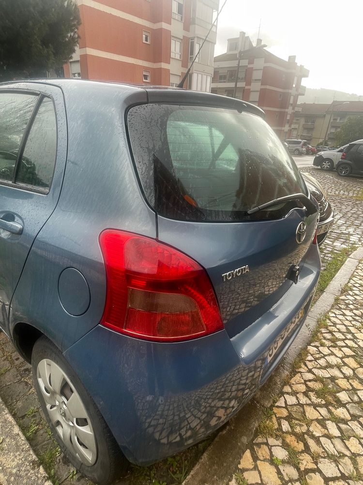Toyota Yaris Azul
