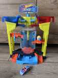 Kaskaderska Myjnia HotWheels Stunt&Splash
