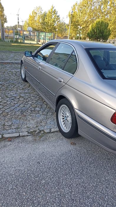 BMW 525 tds (E39)
