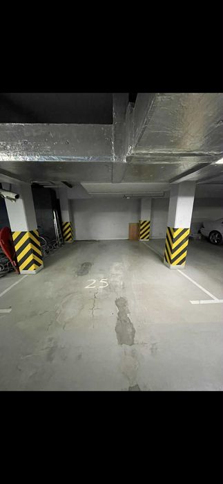 Miejsce parkingowe w garażu podziemnym – Wilanów, Al. Wilanowska 7