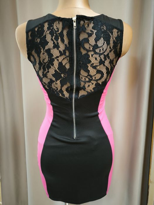 Sukienka dopasowana sexy plecy koronka xs/s