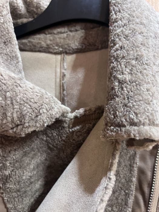 Стильная дубленка искуственная , модная весна осень .